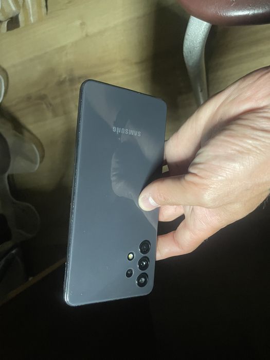 Продам Samsung A32 в норм состояний