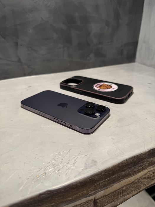 КАТО НОВ Iphone 14 Pro Purple + подарък