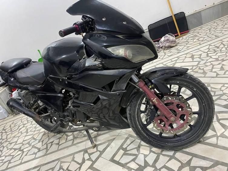 Kawasakaki 200cc
