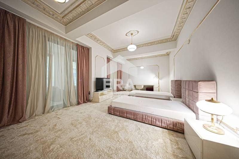 Дава се под наем Многостаен апартамент в София, Иван Вазов - 450 кв.м за 7480.68 € - Снимка #7