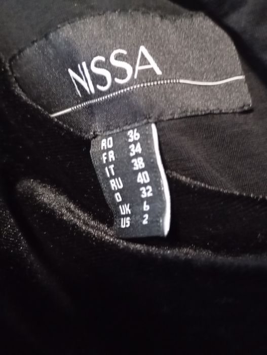 Rochie eleganta lunga spartă pe picior de la NISSA  mărimea 36  văr
