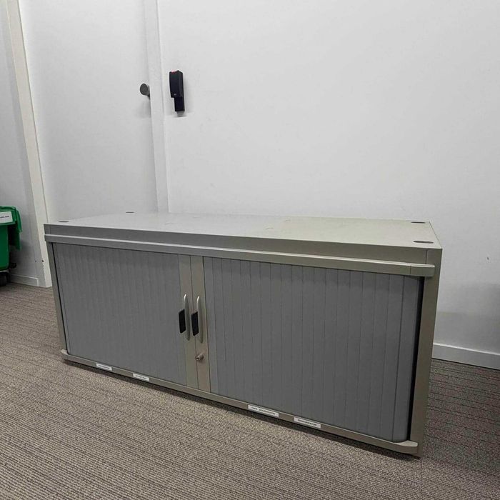 Dulap metalic cu uși glisante, gri