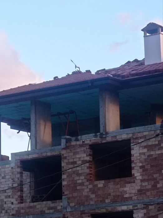 Машина за рязане (чупене) на керемиди,  гилотина за керемиди