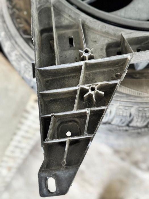 Диффузор на Лада Ларгус