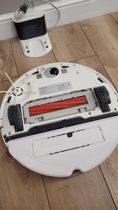 Продам в идеальном состоянии робот-пылесос Roborock S7