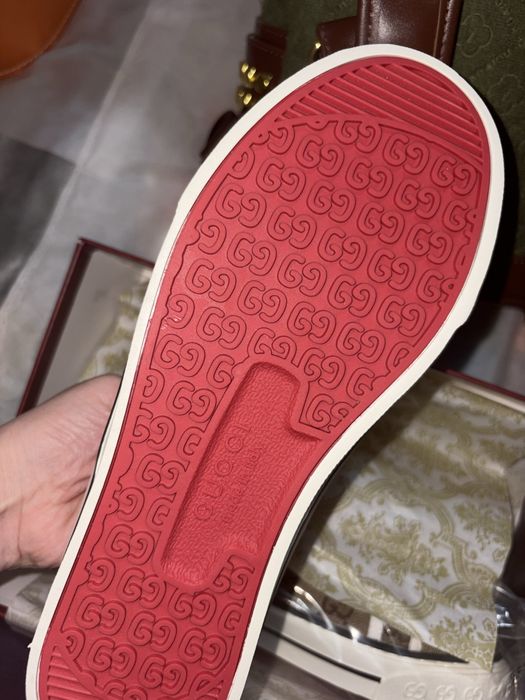 Продам рюкзак и кеды