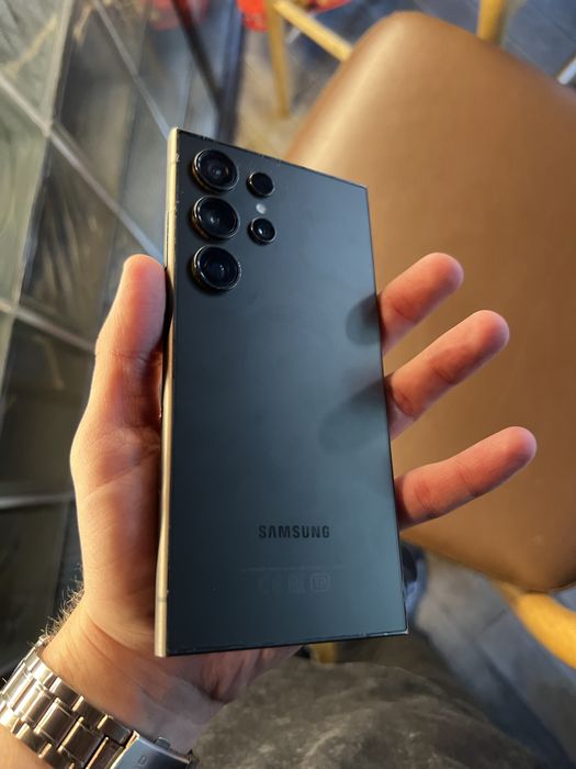 Продаю Samsung S24 Ultra