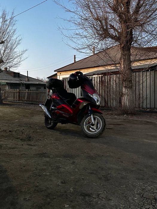 скутер racer 125 кубов