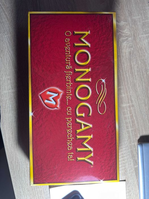 Monogamy – Joc de societate pentru cupluri