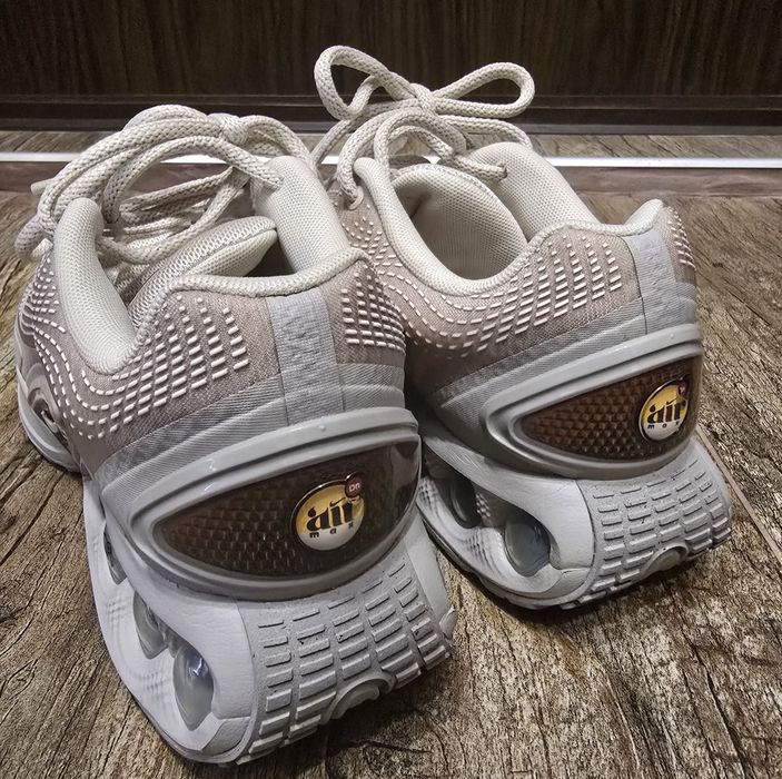 Маратонки Nike W Air Max DN