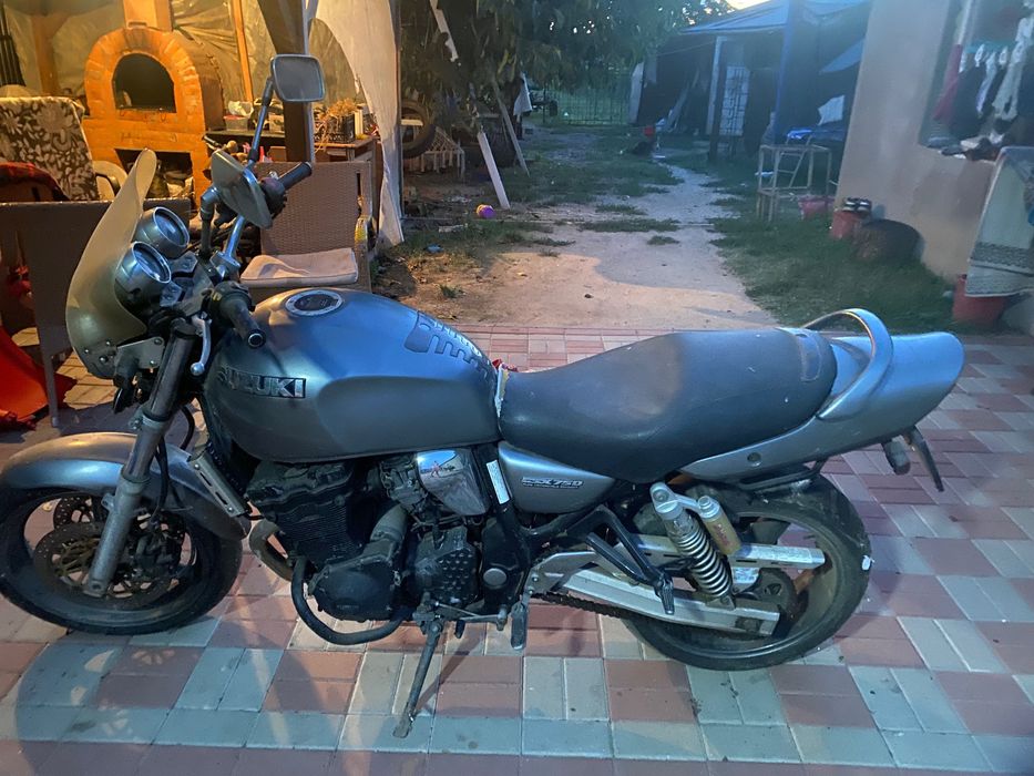 Vind Suzuki gsx 750