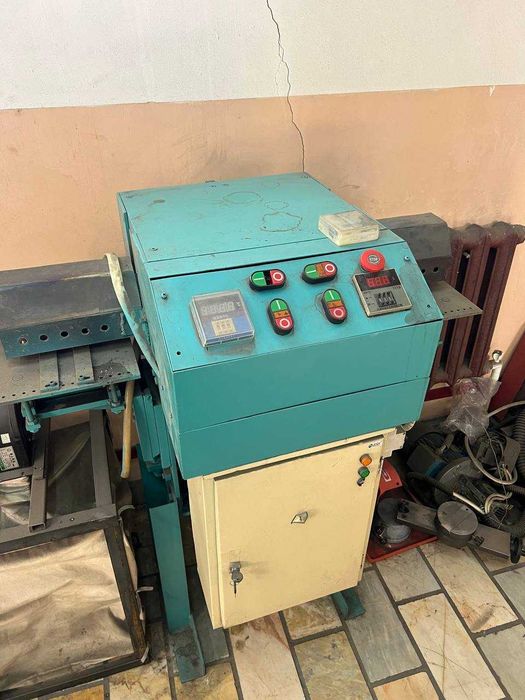 Станок для теснения