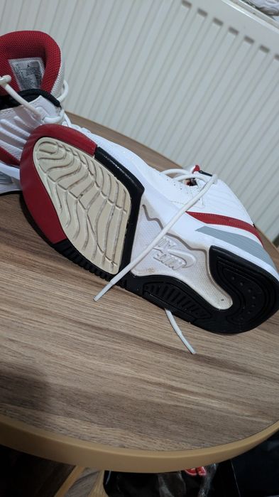 Jordan max aura 5 38