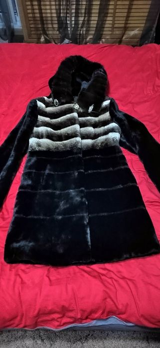 Продаётся Шуба мутон женская