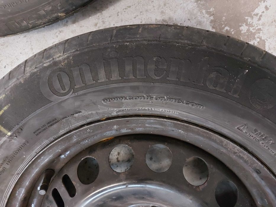 Set 4 jante tabla 205/70 R16 , 5 prezoane  , cu cauciuri