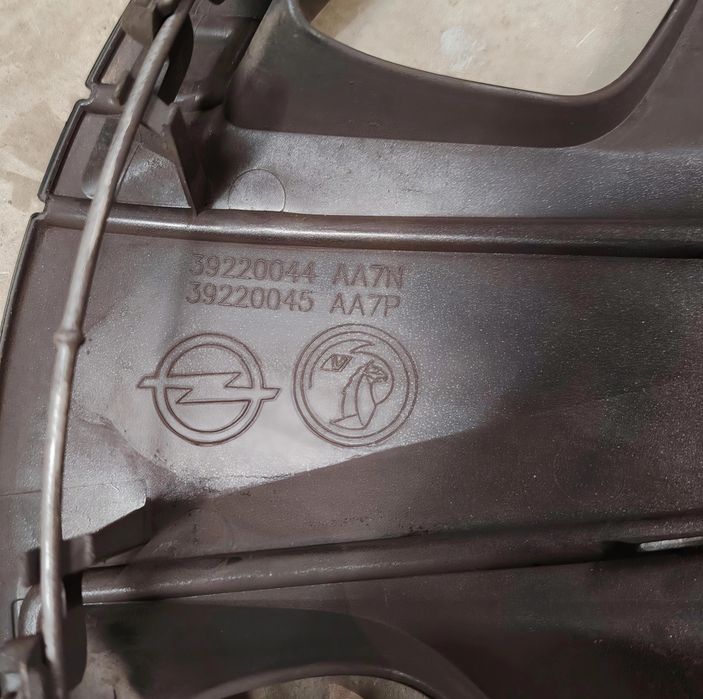 Capace roti originale pentru Opel Crossland