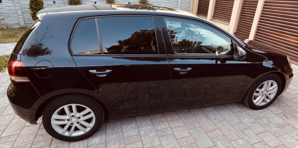 VOLKSWAGEN Golf 2010 — imagine 4