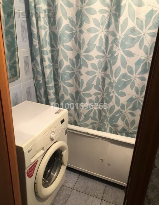 Квартира хорошим людям