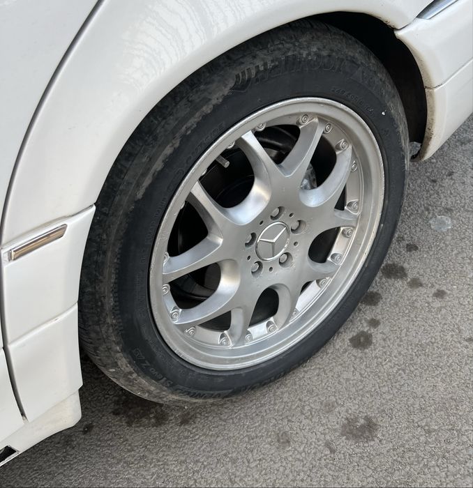 Продам Диски  с шинами взборе R18