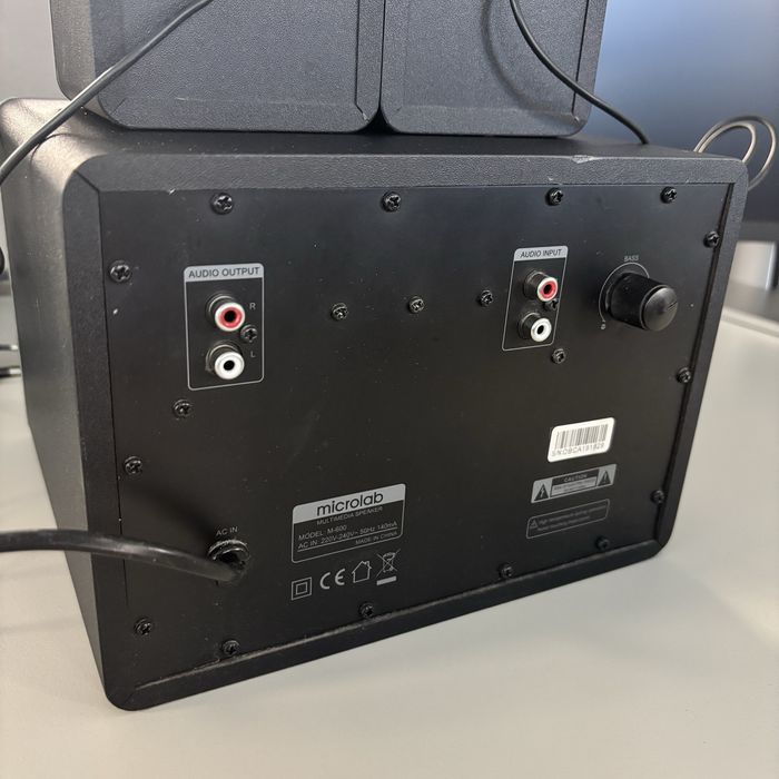 Колонки с сабвуфером Microlab