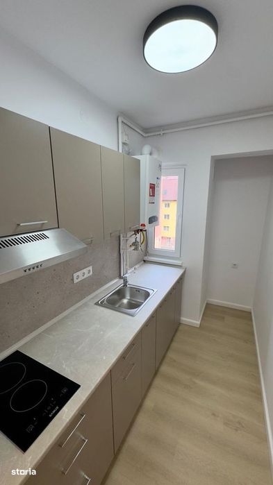 Apartament 2 camere renovat zona Cedonia