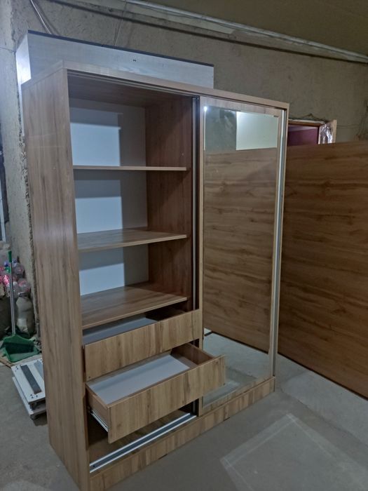 Kupe shkaf 150sm