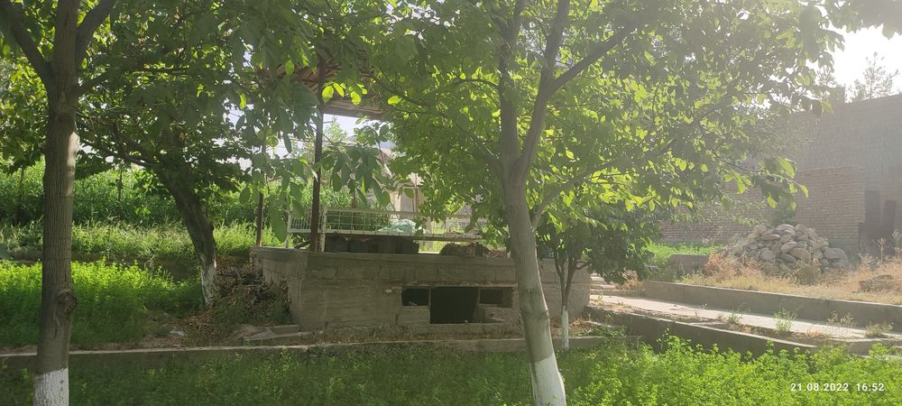 Продается земельный участок в горном районе Самарканда с Кадастром