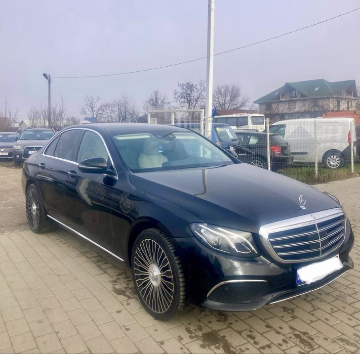 Vand Mercedes E 220