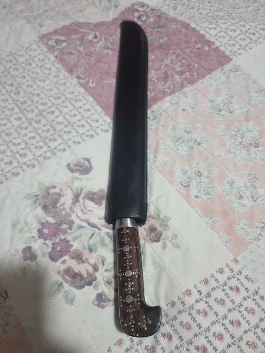 Голям каракулак, кулаклия, нож