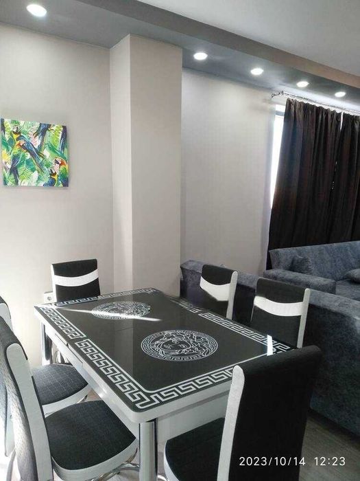 Продава се Тристаен апартамент в Пловдив, Христо Смирненски - 83 кв.м за 2049 €/кв.м - Снимка #2