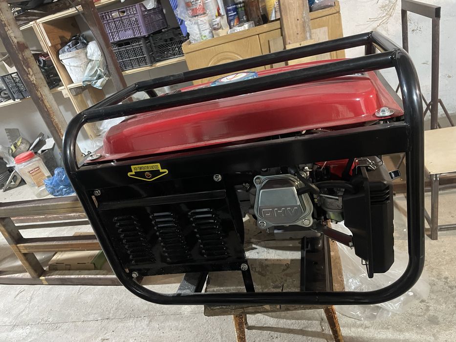 Продам гениратор хонда