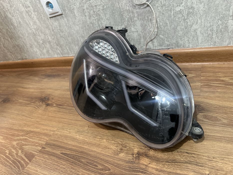 Фары LED для Mercedes w203