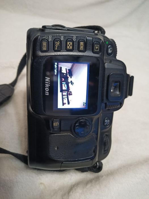 Nikon D50/Nikon 18-55 mm