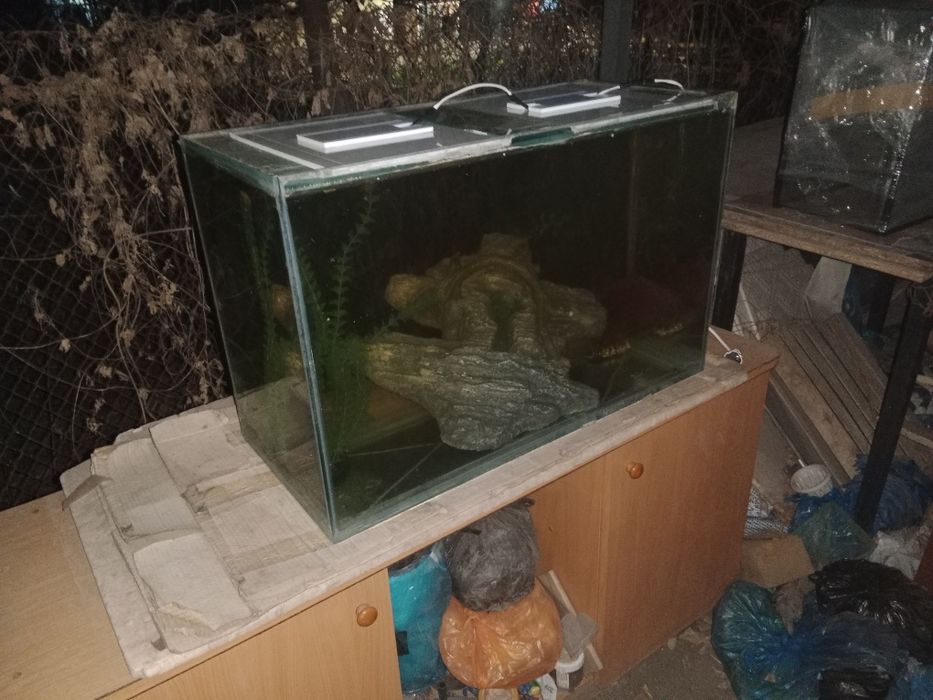 Аквариум 150л + бонусы и рыбки.