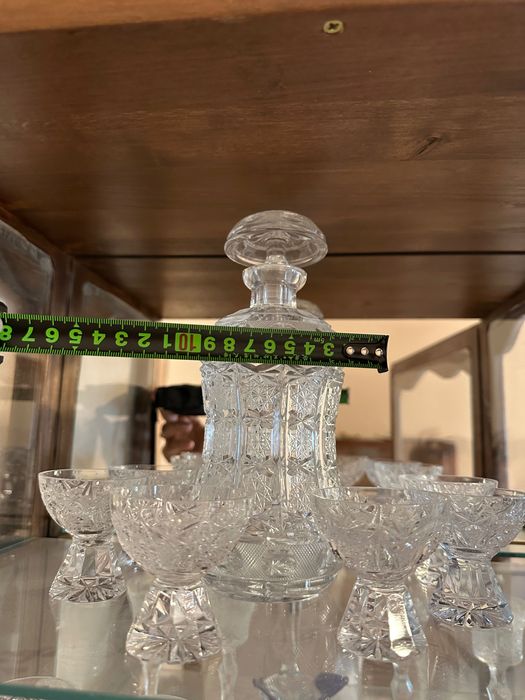 Старинен кристален комплект за алкохолни напитки