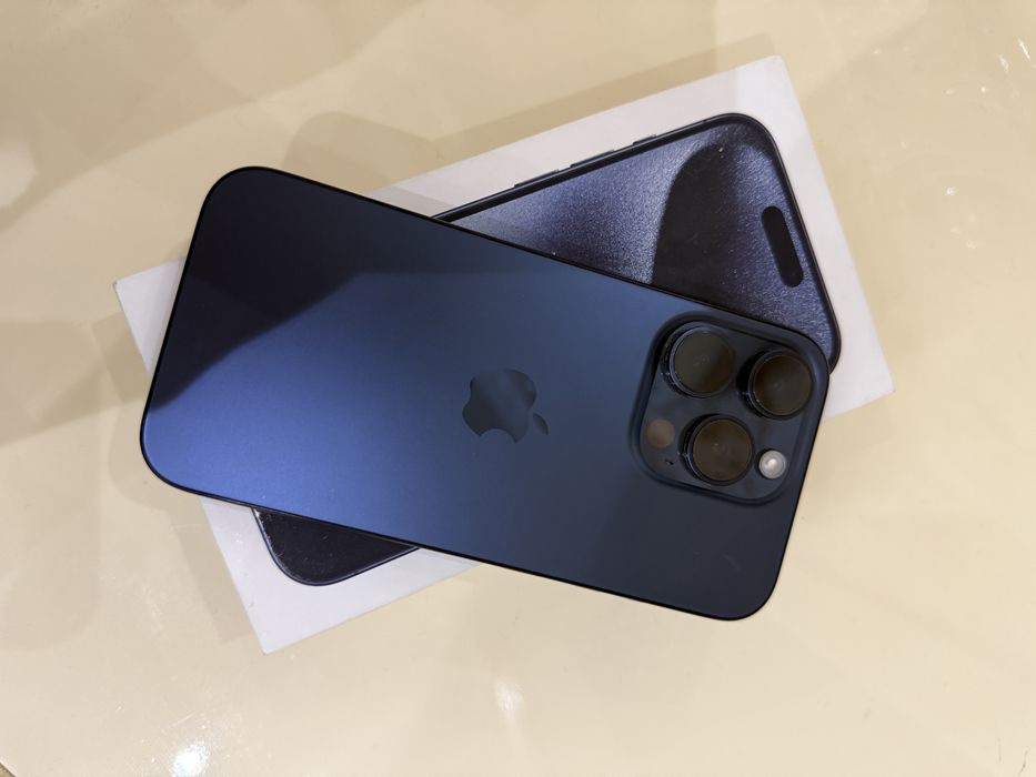 Продается Айфон 15 про
