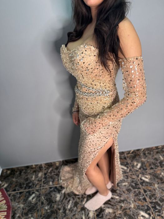 Rochie elegantă, realizată pe comandă