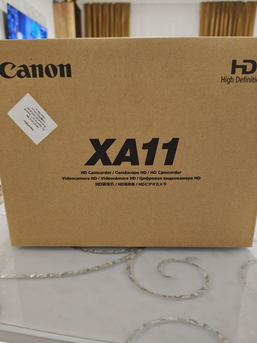 Cannon XA11 HD 20X