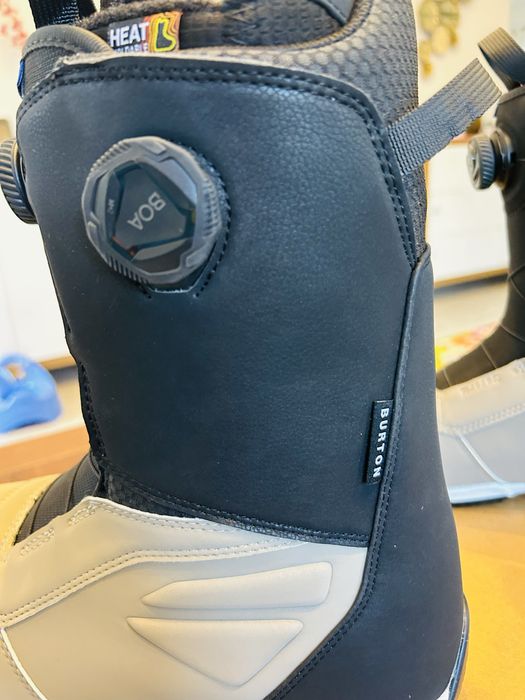 Boots Burton marime 43