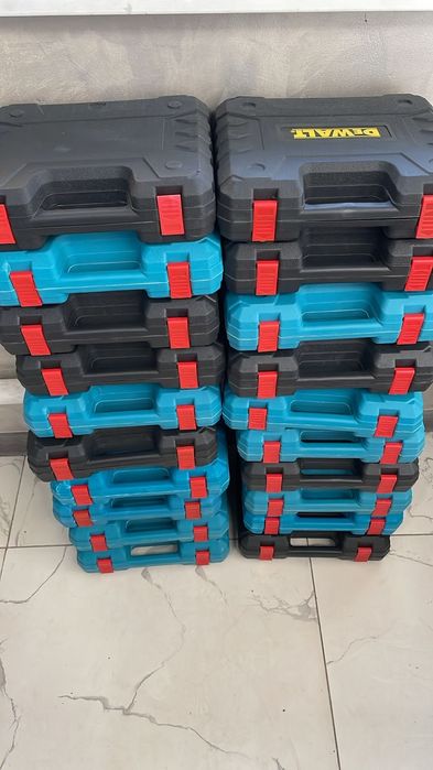 Новый инструмент перфоратор набор шурупавёрт доступные