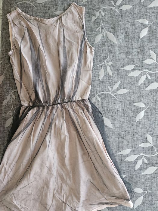 Детска розова рокля с тюл