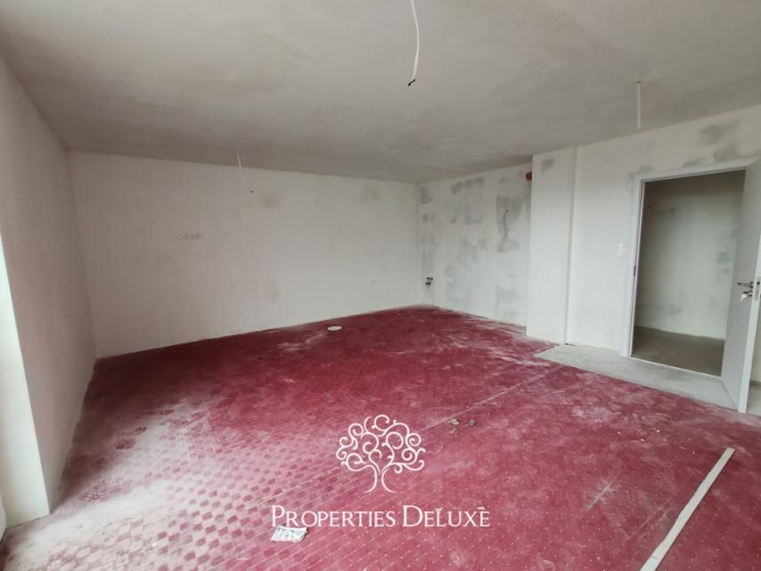 Продава се Тристаен апартамент в Бургас, Сарафово - 95 кв.м за 456 €/кв.м - Снимка #6