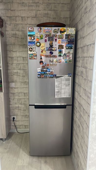 Продаю холодильник самсунг