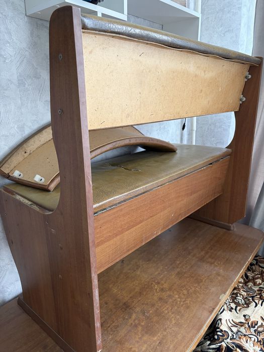 Угловая обеденная зона