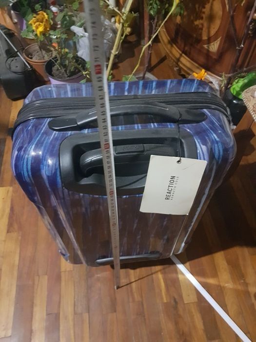 Чемодан на колесах маленький. Германия.