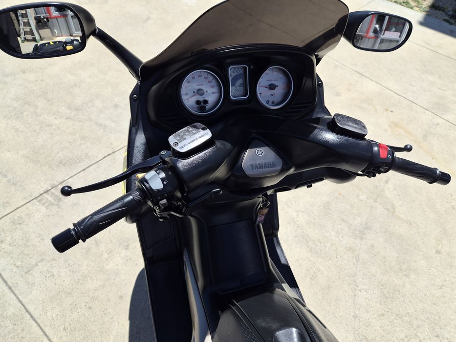 Yamaha T-max 500i. TOP