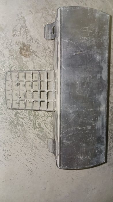 Оригинален крик от пежо