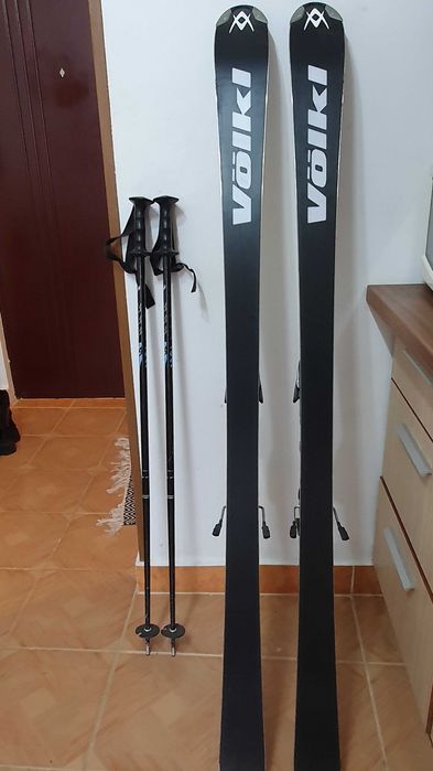 Schiuri Völkl P50 156 cm cu bețe