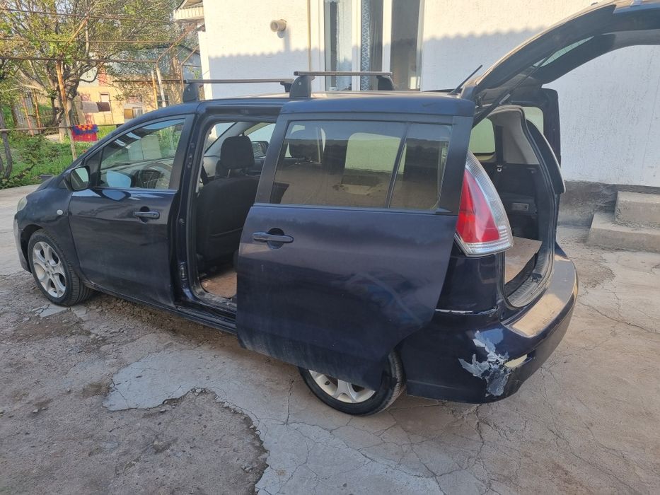 Мазда 5 микровен 6 местный
