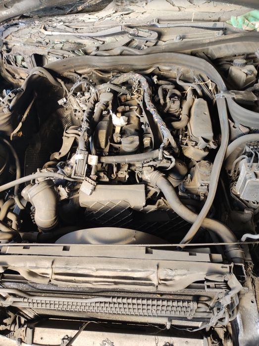 Mercedes E220 blue efflclency/Мерцедес Е220 само на части